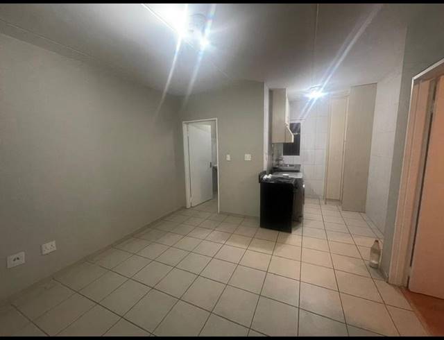 2 BEDROOM APARTMENT FOR SALE IN FLEURHOF